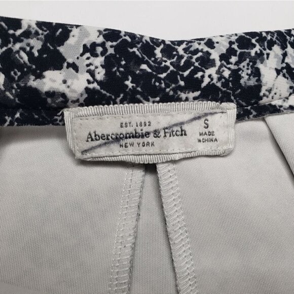 Abercrombie and Fitch Snake Print Skirt Small - Picture 3 of 6